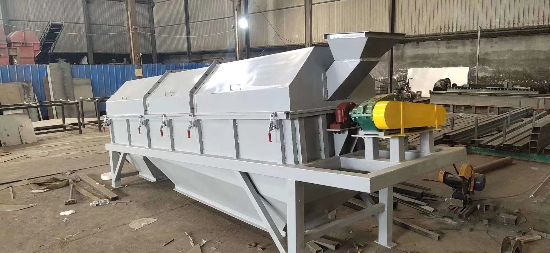 無軸滾筒篩與有軸滾筒篩都有哪些區(qū)別?使用應該注意哪些問題?(無軸滾筒篩)